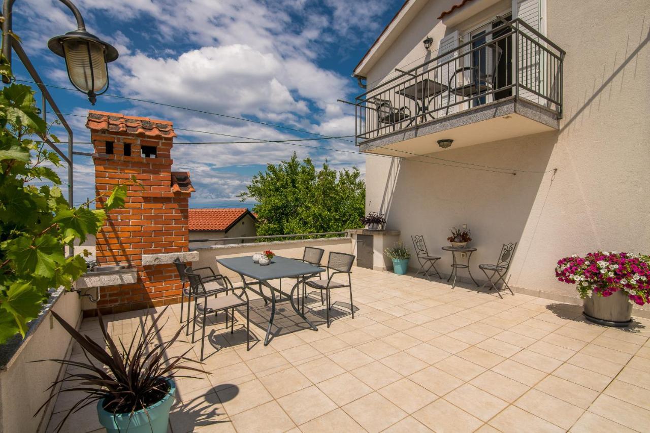 Apartment Marina Malinska Zewnętrze zdjęcie